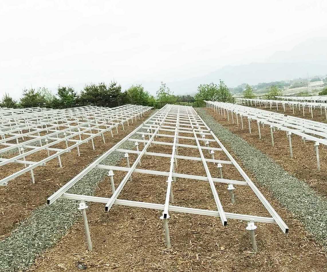 Ground fram aluminium dan sistem pemasangan baja 7.3MW